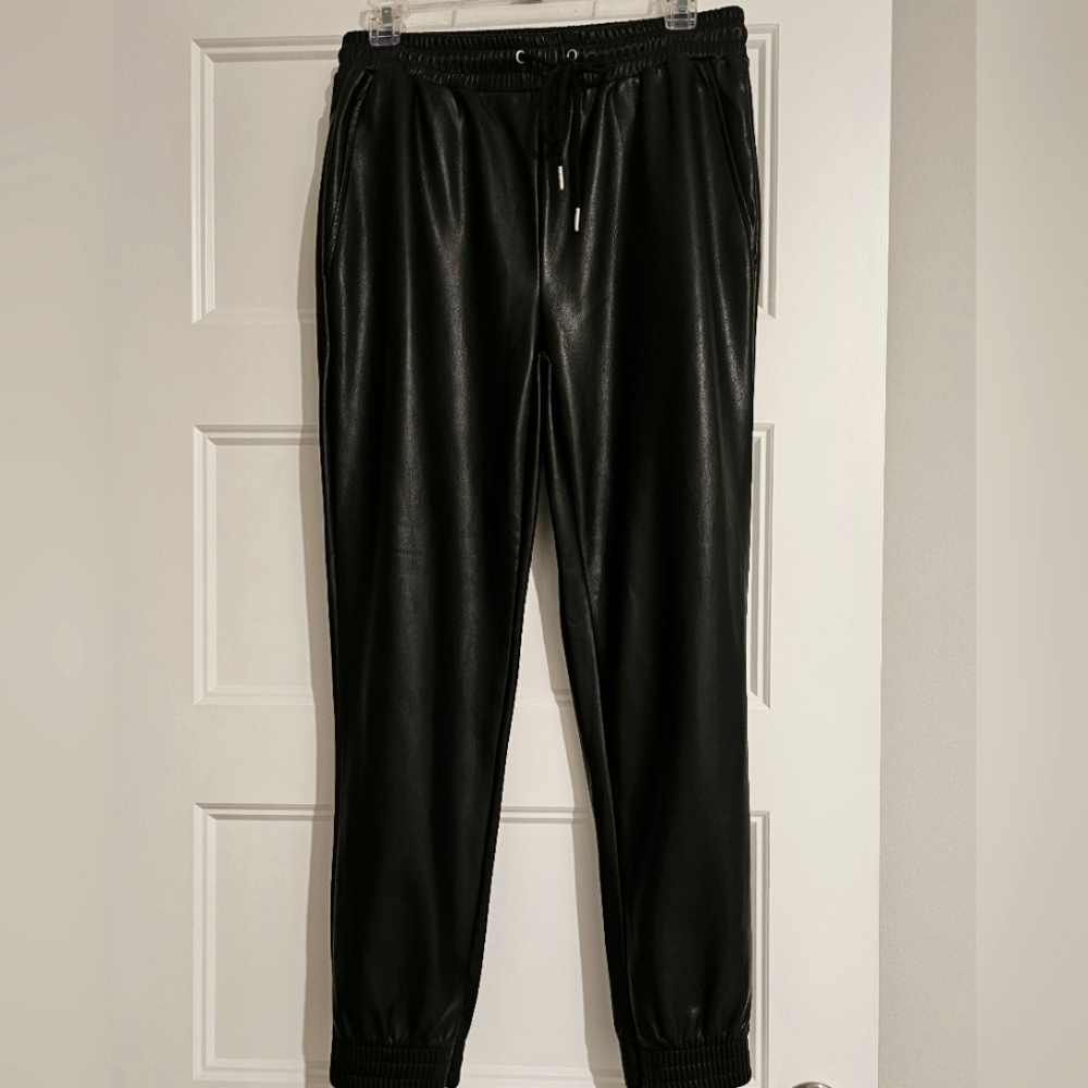 New T Tahari Vegan Leather Joggers sz small